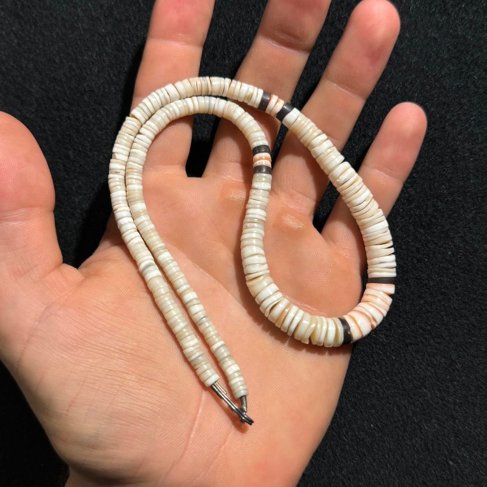 Vintage Heishi Shell Necklace Cream Natural Stone Disc Bead Surfer Boho Unisex